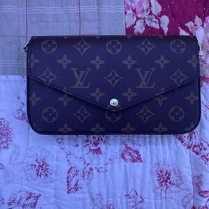 Louis Vuitton Monogram Brown Clutch